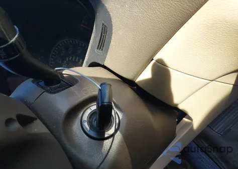 2004 Honda Accord 2.4 Lx z USA, uszkodzony, nr VIN 1HGCM56334A015030